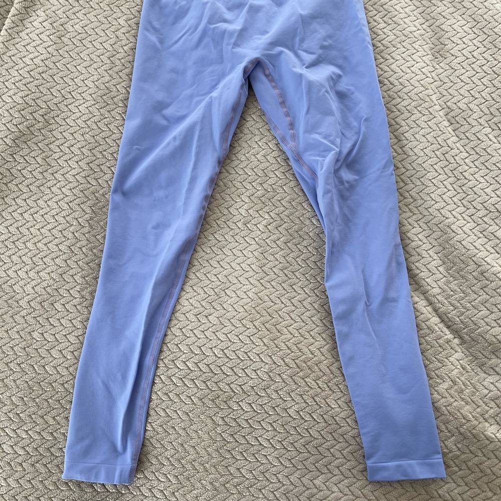 Women’s Scrunch Butt Lavender Leggings - Aurola
